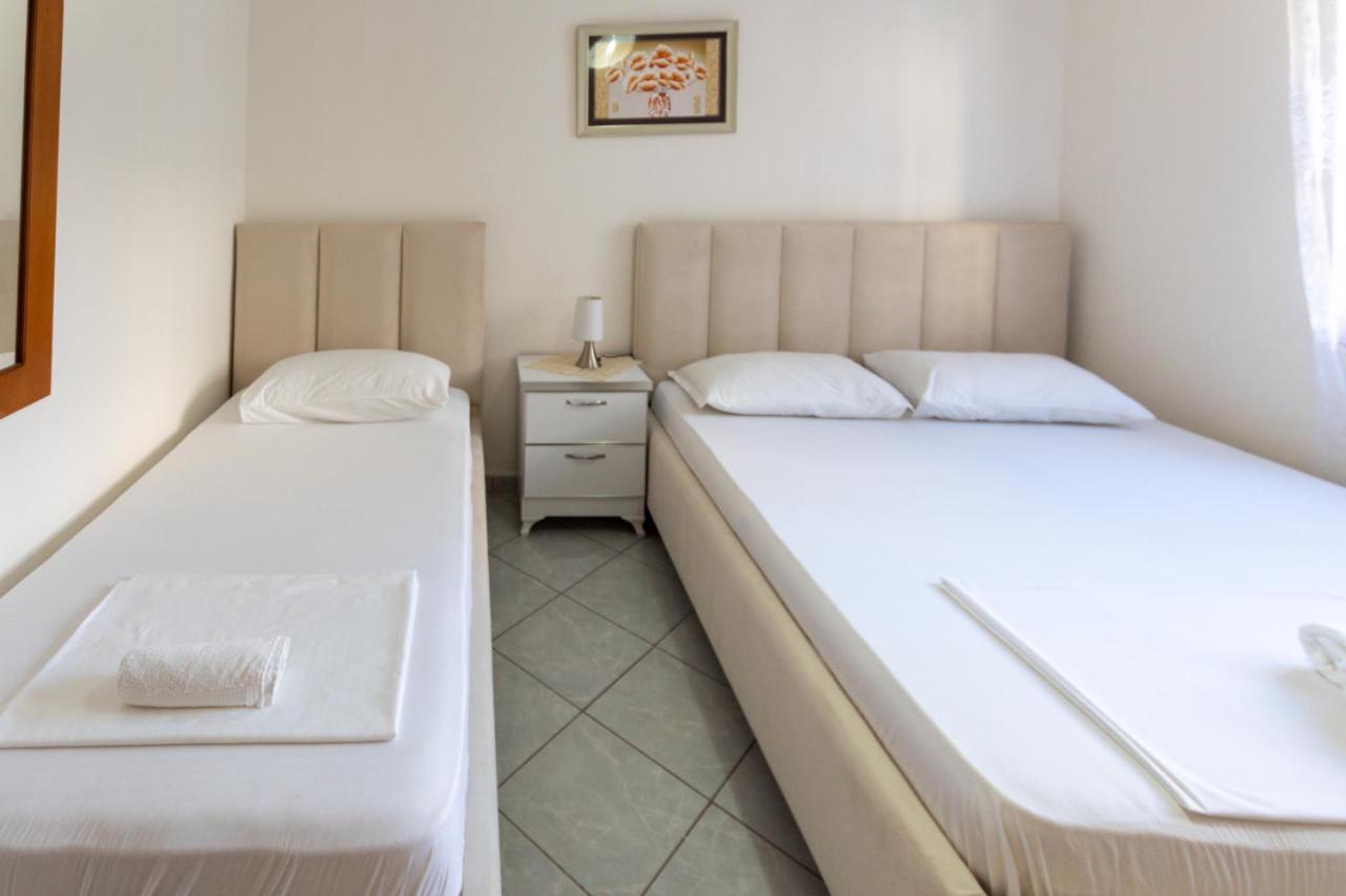 Comfortable Apartment Next To The Beach Durrës Eksteriør billede