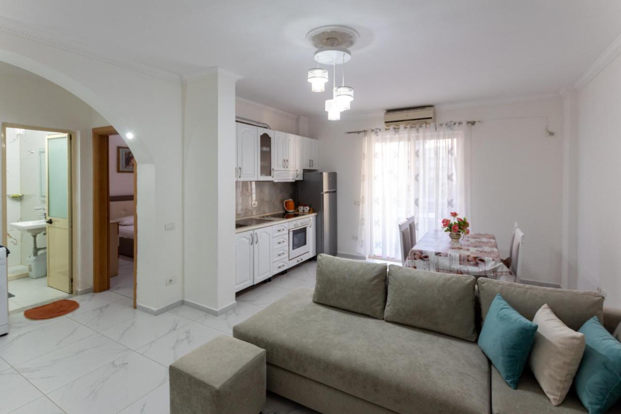 Comfortable Apartment Next To The Beach Durrës Eksteriør billede